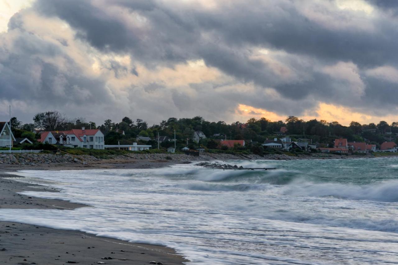 Hotel Gilleleje Strand Bagian luar foto